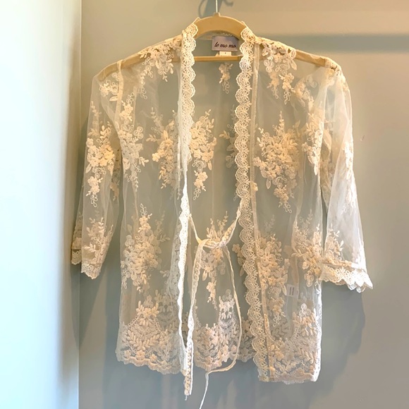 Le Mo Mo size 6 kids coverup - brand new never worn - Picture 1 of 2